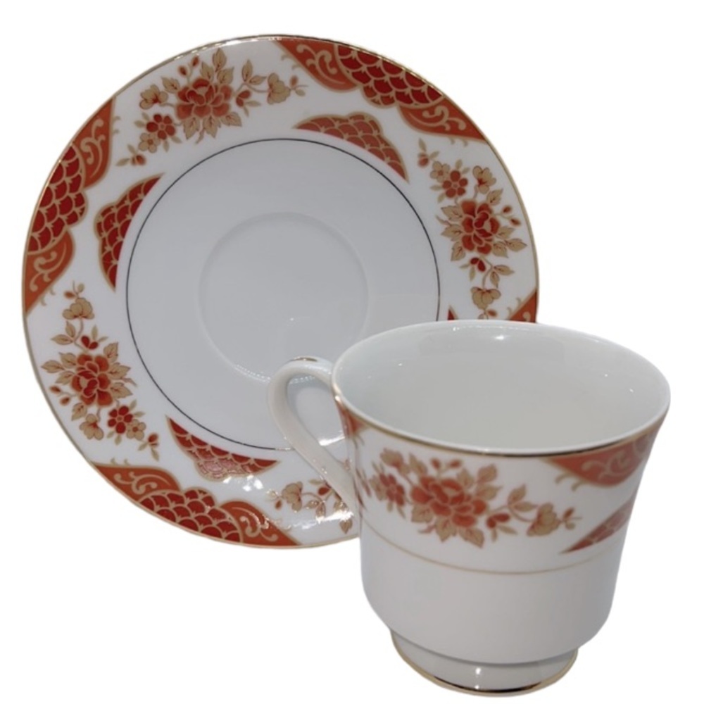 MIKASA EMPRESS FOOTED TEACUP AND SAUCER FINE CHINE VINTAGE L6009 - Picture 3 of 16